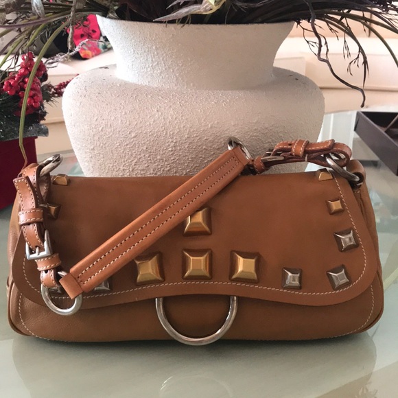 Prada Handbags - 🔥RARE PRADA BAGUETTE🔥